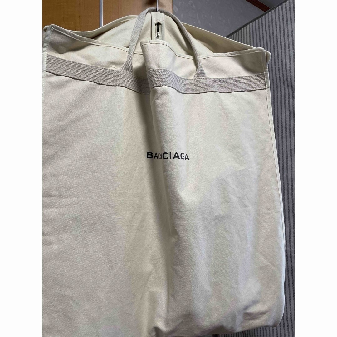 Balenciaga(バレンシアガ)のBALENCIAGA MA-1 ジャケット　（ジヨン着用） メンズのジャケット/アウター(フライトジャケット)の商品写真