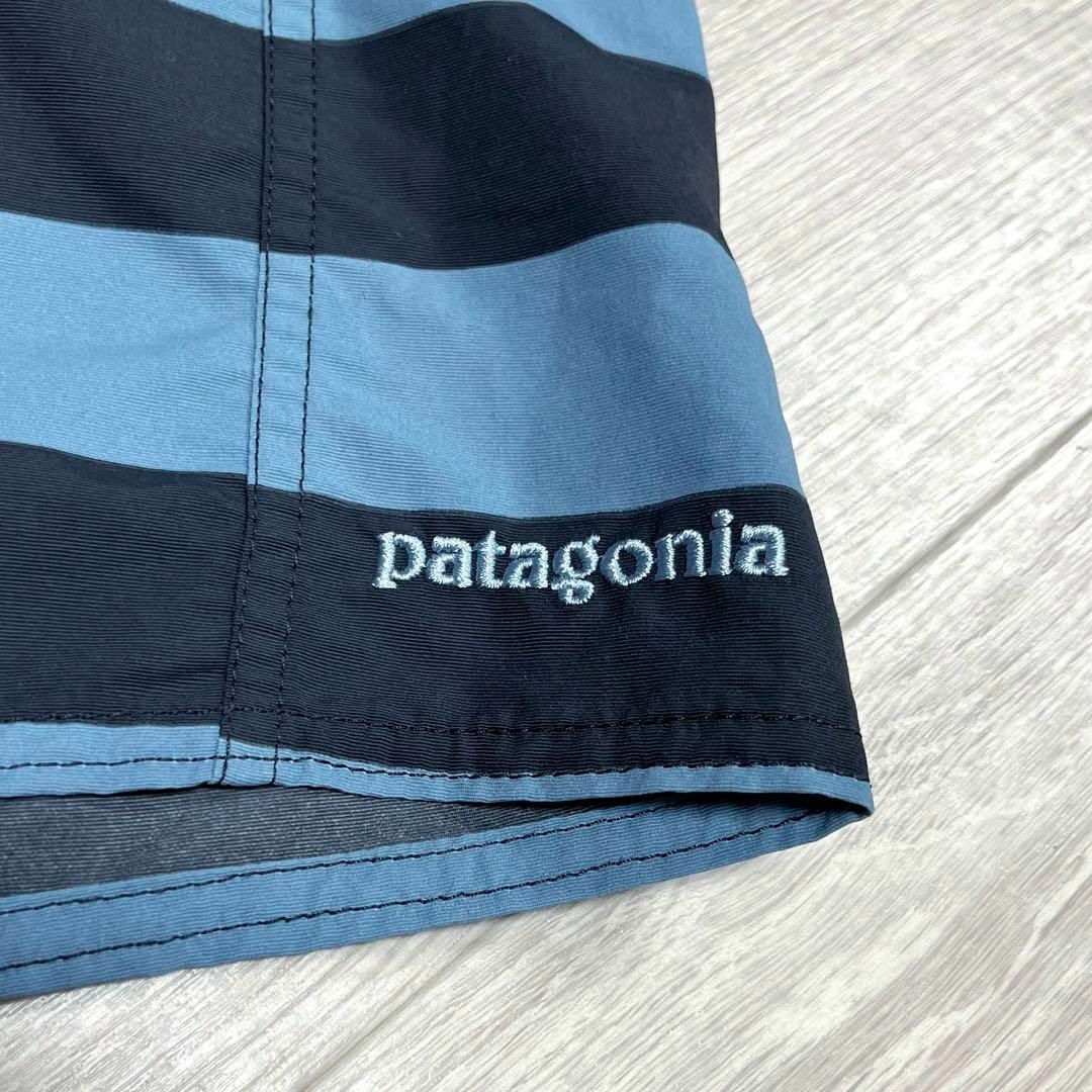 patagonia(パタゴニア)のpatagonia メンズ　ショートパンツ　水陸両用 マルチボーダー　M相当 メンズのパンツ(ショートパンツ)の商品写真