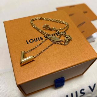 ルイヴィトン(LOUIS VUITTON)のLouis Vuitton 【美品】エセンシャルV(ネックレス)