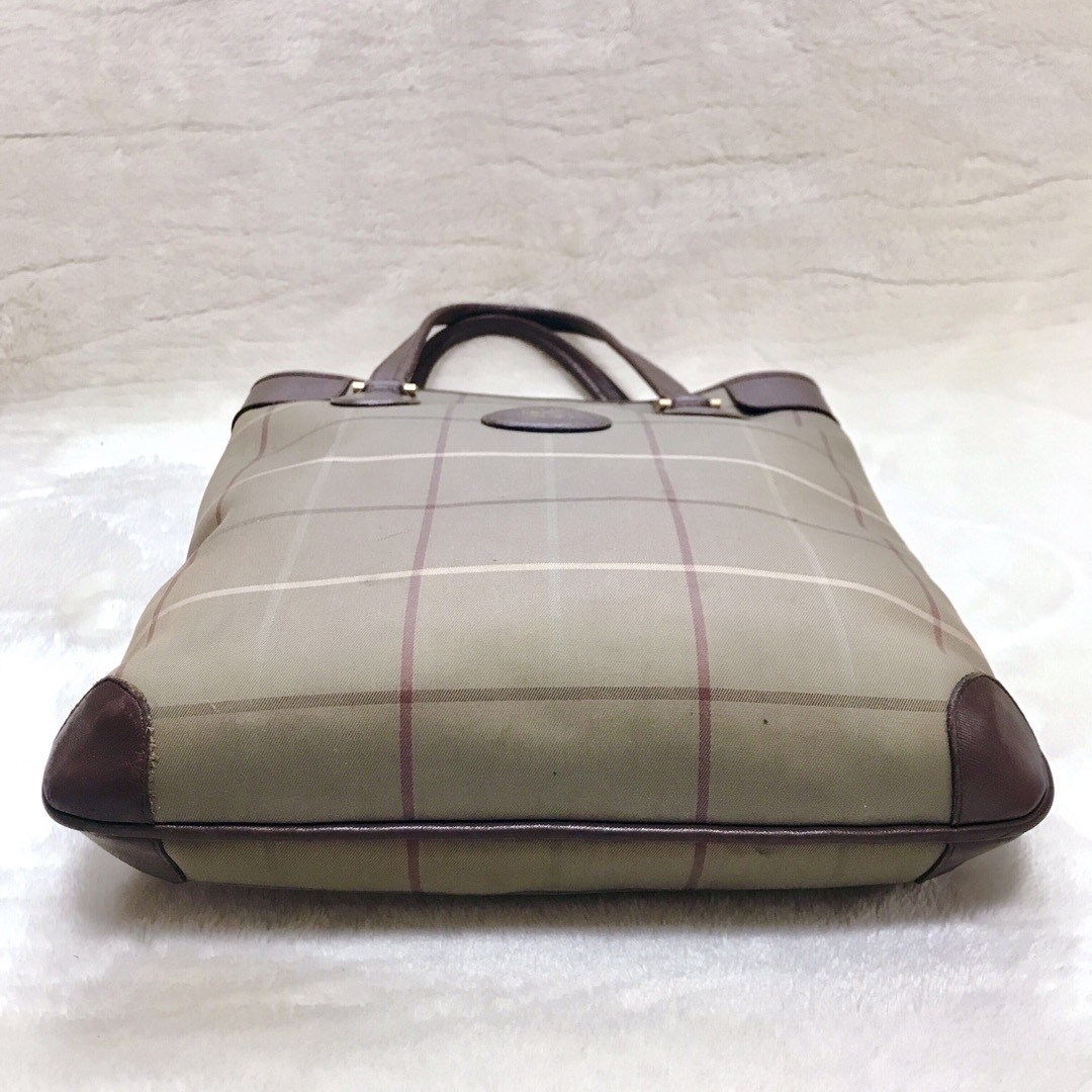 BURBERRY(バーバリー)の希少 Burberrys ホースロゴ トートバッグ チェック柄 ポーチ付き 総柄 レディースのバッグ(トートバッグ)の商品写真