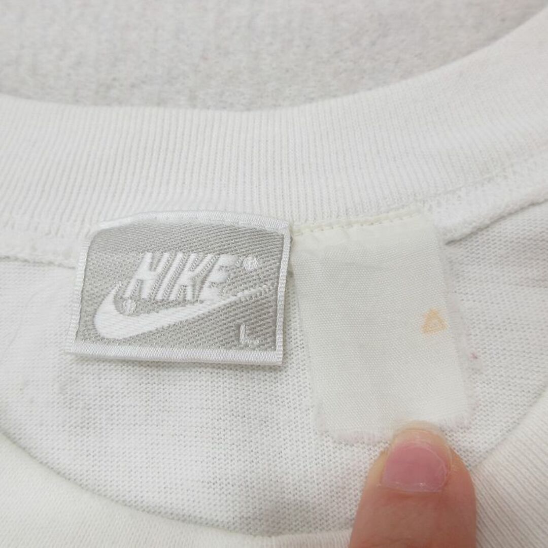 NIKE(ナイキ)の古着 ナイキ NIKE ノースリーブ トップス レディース 90年代 90s 無地 ツートンカラー クルーネック 白他 ホワイト 23jul03 中古 レディースのトップス(シャツ/ブラウス(半袖/袖なし))の商品写真