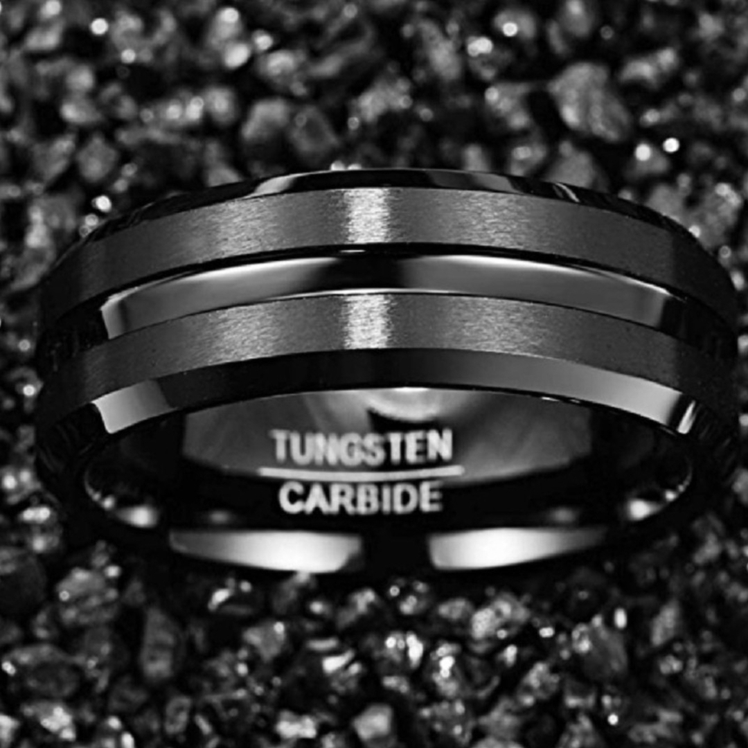 X740 メンズリング 指輪 ブラック タングステン シンプル プレゼント 人気 メンズのアクセサリー(リング(指輪))の商品写真