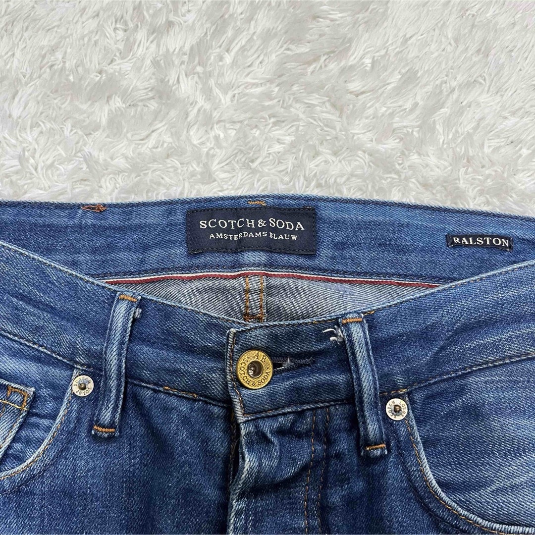 SCOTCH & SODA(スコッチアンドソーダ)のSCOTCH & SODA RALSTON美品　ブルー　デニム W28/L32 メンズのパンツ(デニム/ジーンズ)の商品写真