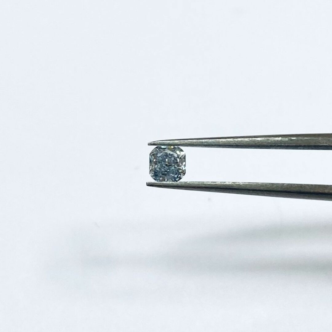 FANCY INTENSE BLUE 0.149ct X/RT2651/CGL レディースのアクセサリー(その他)の商品写真