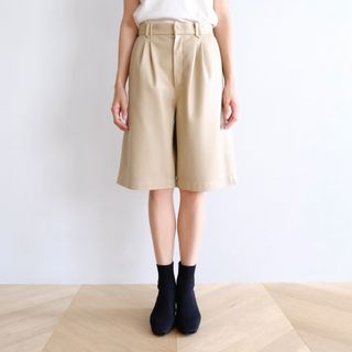 シールームリン(SeaRoomlynn)の新品　Soft Stretch ECOレザー2tuckハーフパンツ(ハーフパンツ)