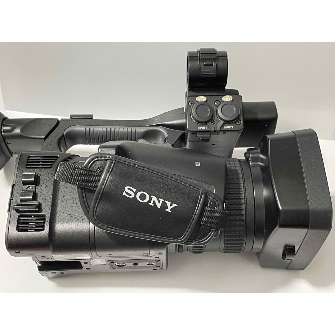 SONY(ソニー)のSONY PXW-Z150 スマホ/家電/カメラのカメラ(ビデオカメラ)の商品写真