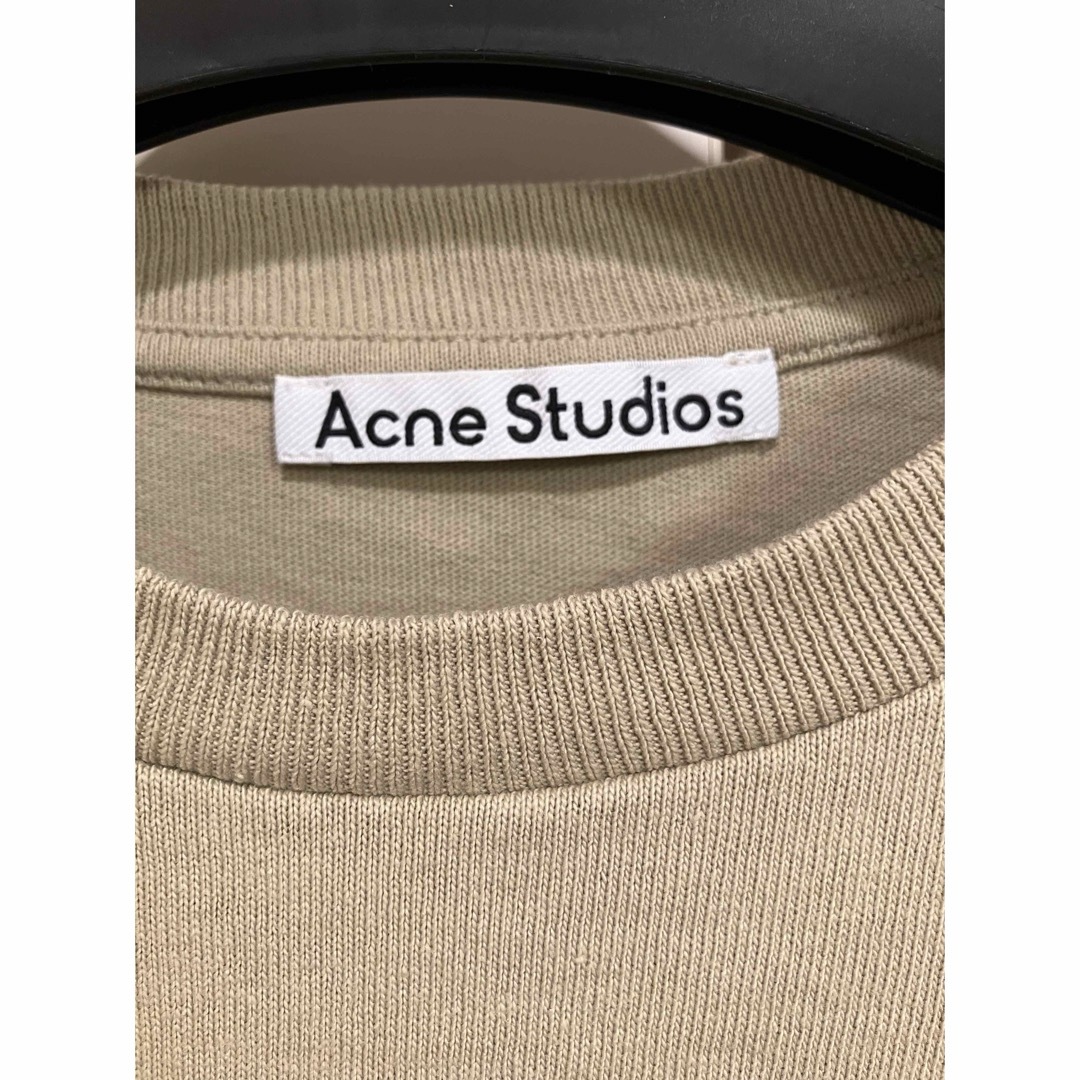 Acne Studios(アクネストゥディオズ)のAcne Studios  Tシャツ　新品未使用 メンズのトップス(Tシャツ/カットソー(半袖/袖なし))の商品写真