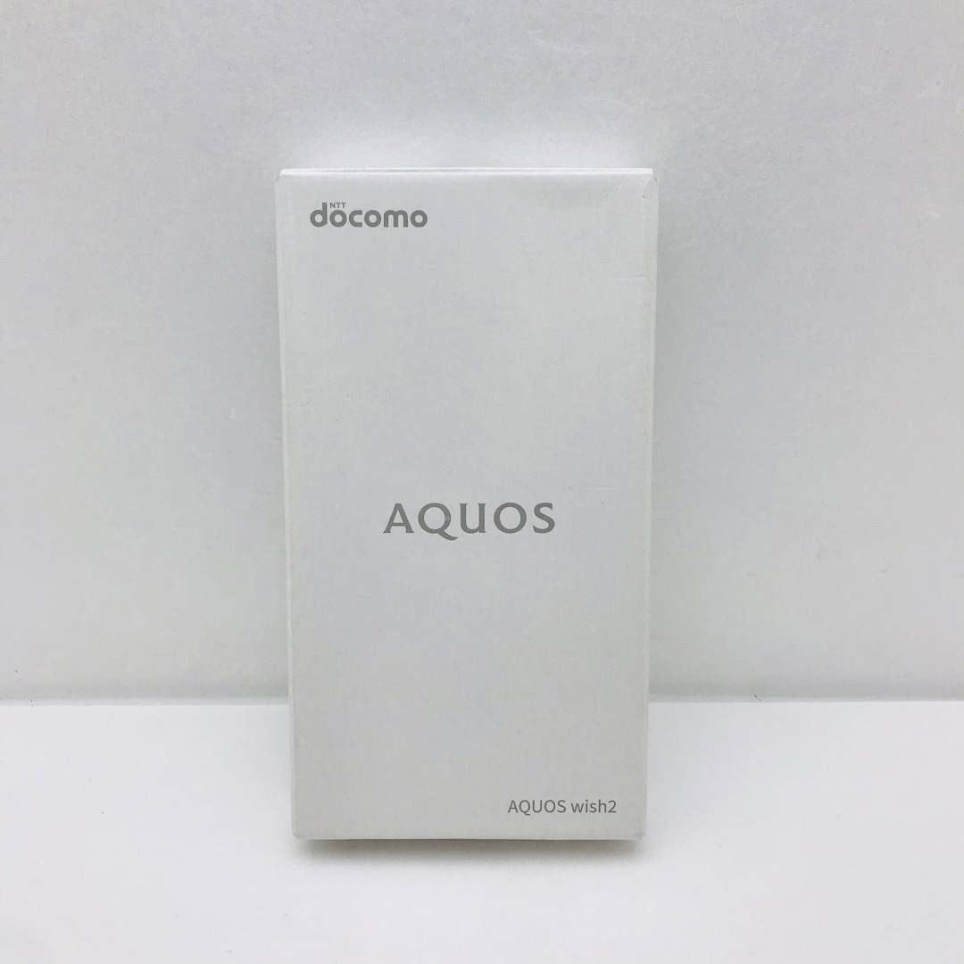 AQUOS(アクオス)のSHARP AQUOS wish2 SH-51C ホワイト スマホ/家電/カメラのスマートフォン/携帯電話(スマートフォン本体)の商品写真