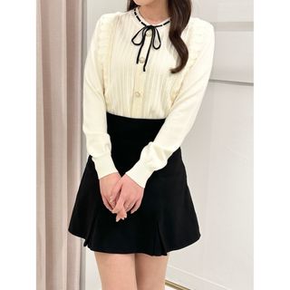 エピヌ(épine)のROUGE  ribbon frill knit tops(ivory)(ニット/セーター)