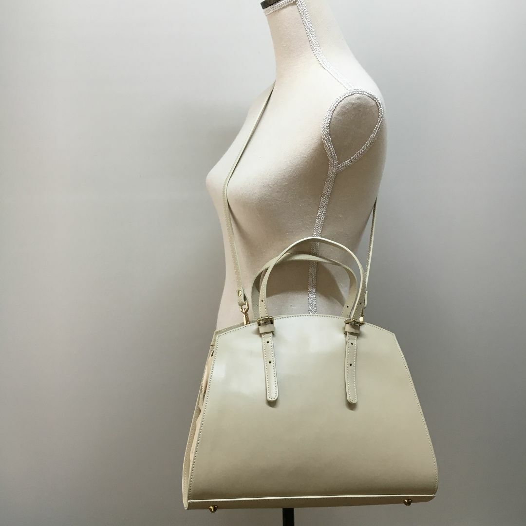 MILOS(ミロス)のイタリア製　Milos　ミロス　バッグ　USED レディースのバッグ(ショルダーバッグ)の商品写真