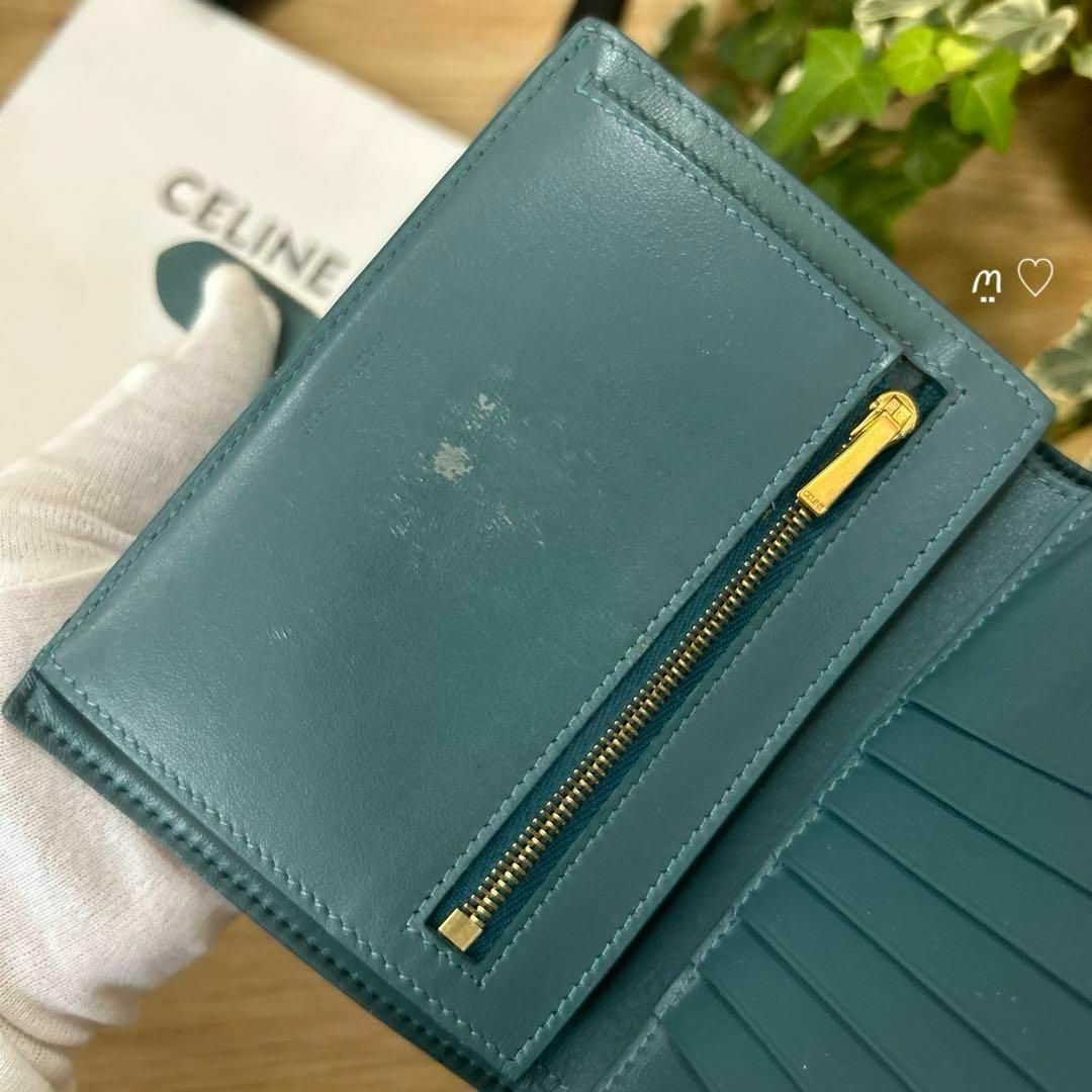 celine(セリーヌ)のCELINE　セリーヌ　ミディアムストラップウォレット　2つ折り財布　バイカラー レディースのファッション小物(財布)の商品写真