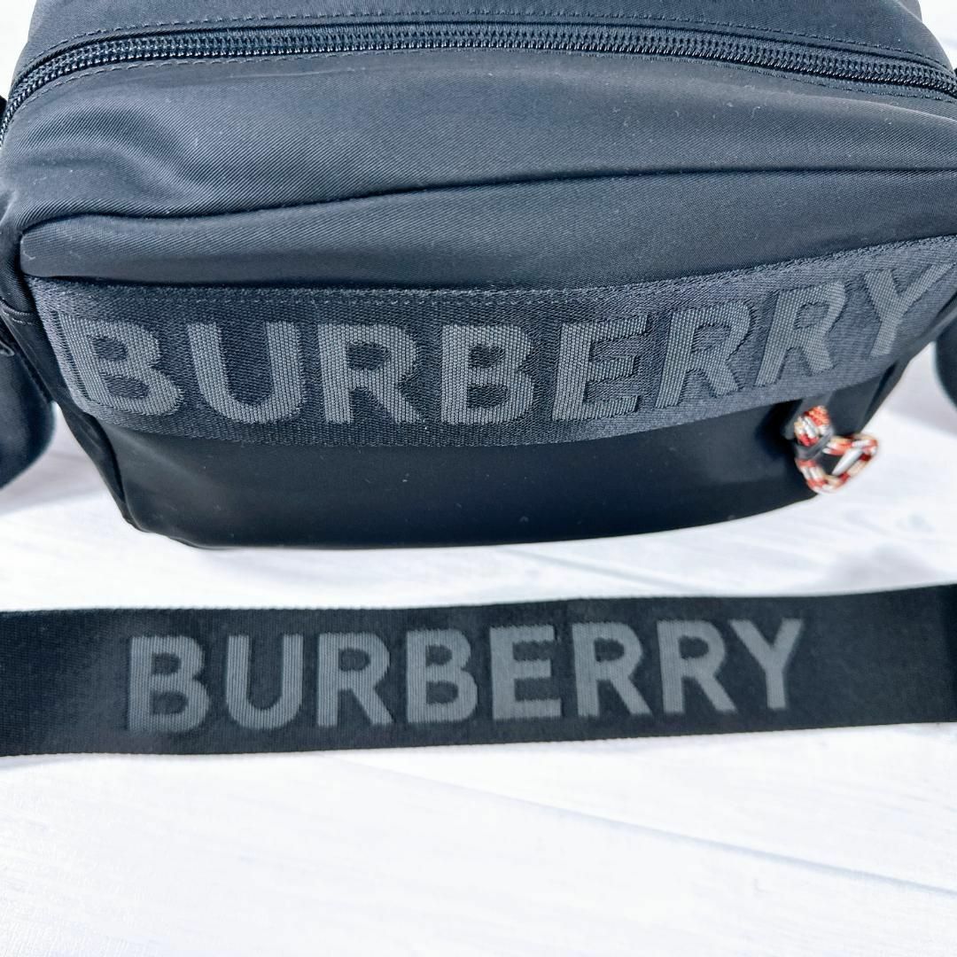 BURBERRY(バーバリー)のBURBERRY バーバリー クロスボディバッグ ショルダーバッグ ブラック メンズのバッグ(ボディーバッグ)の商品写真