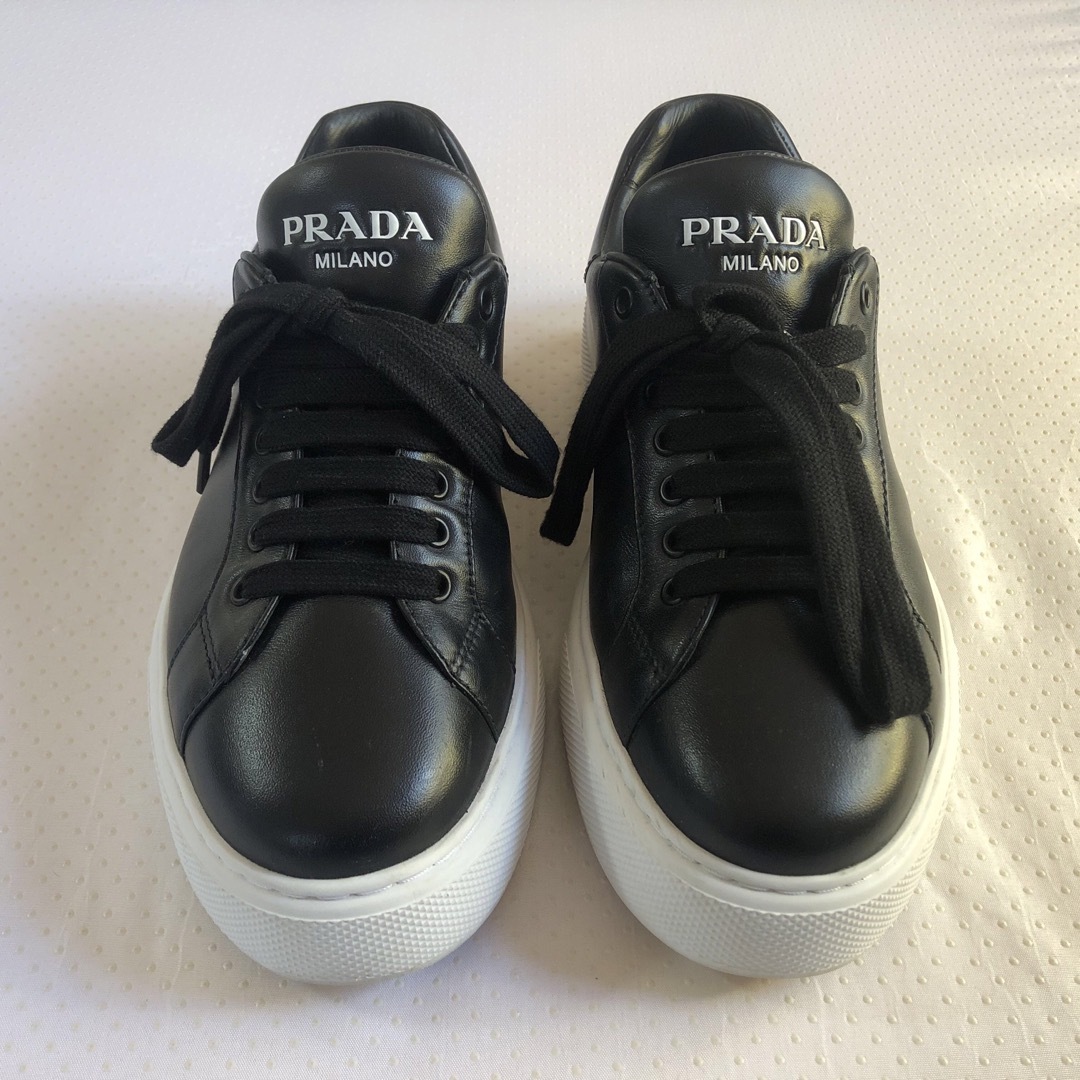 PRADA(プラダ)のPRADA スニーカー メンズの靴/シューズ(スニーカー)の商品写真