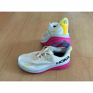 ホカオネオネ(HOKA ONE ONE)のホカオネオネ CLIFTON9(シューズ)