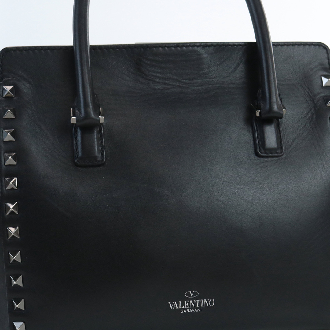 VALENTINO(ヴァレンティノ)のヴァレンティノ 2WAYトートバッグ ロックスタッズ トートバッグ レディースのバッグ(トートバッグ)の商品写真