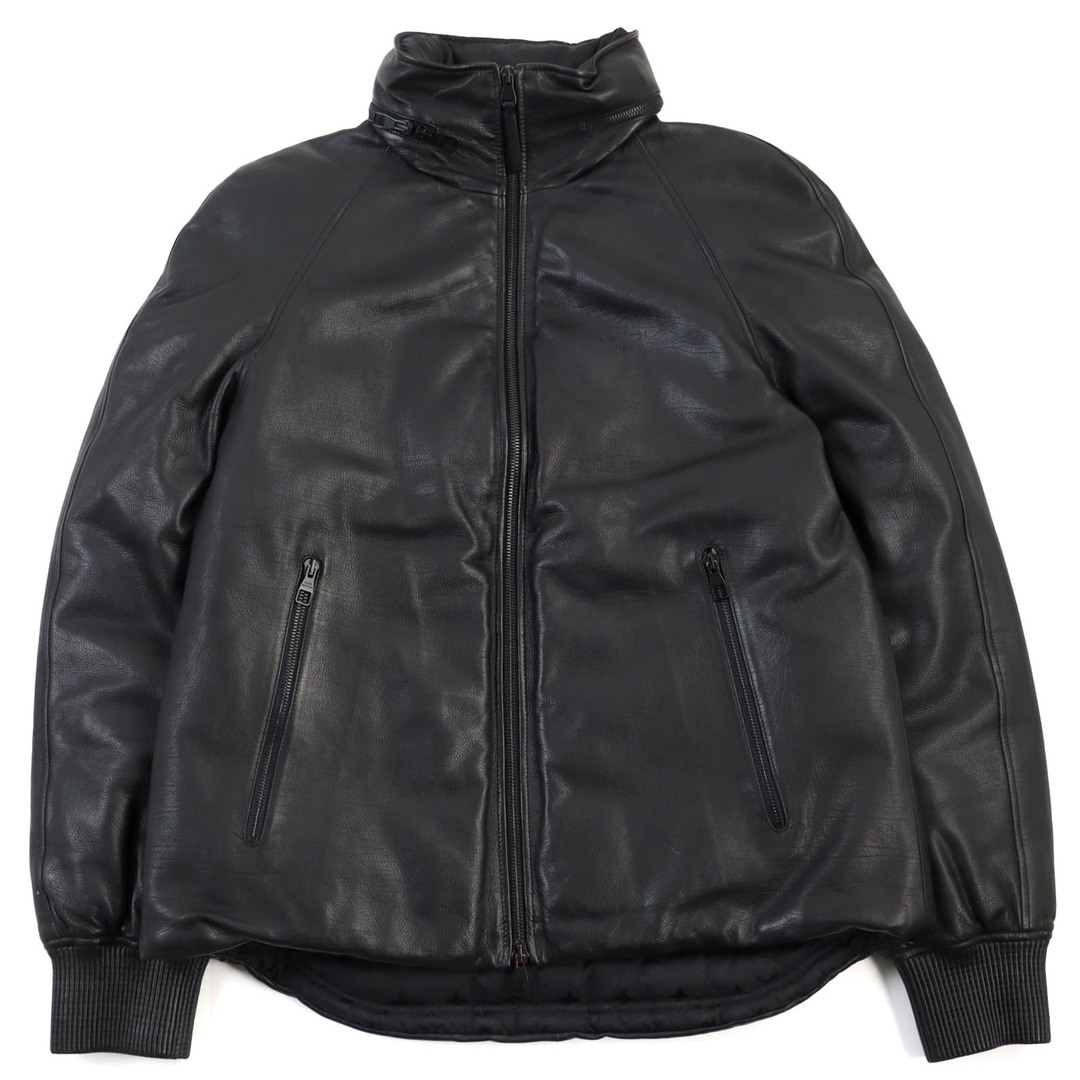 LOUIS VUITTON - 美品○LOUIS VUITTON ルイヴィトン HFL02WHKJ オールレザー 裏地モノグラム総柄 エンボスロゴ スタンドカラー フード入り レザーダウンジャケット ブラック 44 ハンガー・ガーメント付き イタリア製 正規品 メンズ