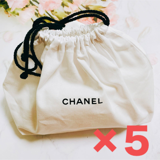 シャネル(CHANEL)の【30日まで】CHANEL （シャネル ) 巾着ノベルティポーチ　ホワイト×5点(ポーチ)