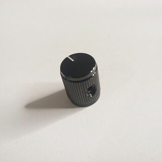 アルミニウム製高級スリムノブ　BLACK 黒　シャフト幅6.4mm(エフェクター)