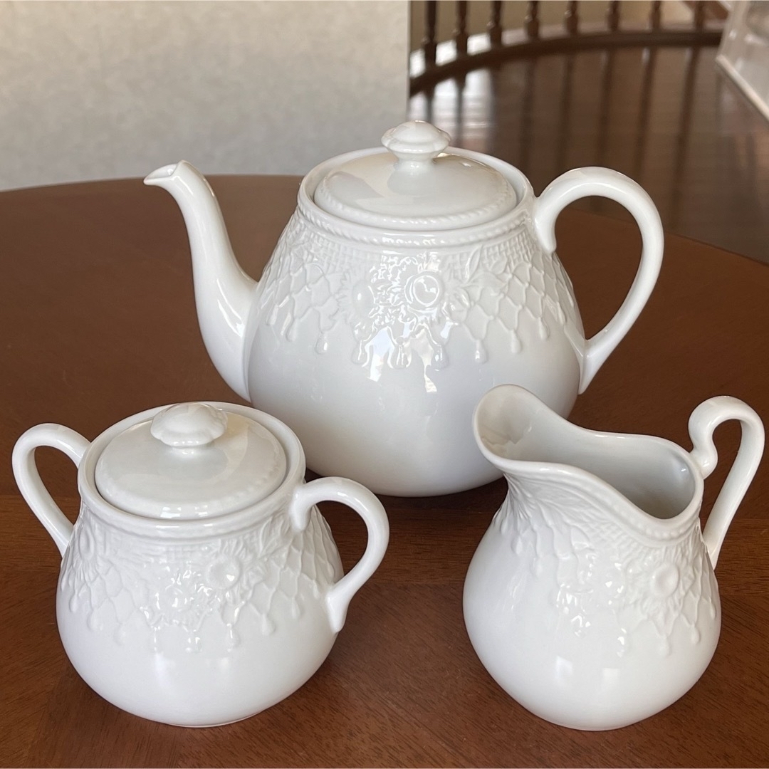 WEDGWOOD(ウェッジウッド)の【レア美品】ウェッジウッド★サンフラワー★ティーポット　セット インテリア/住まい/日用品のキッチン/食器(食器)の商品写真