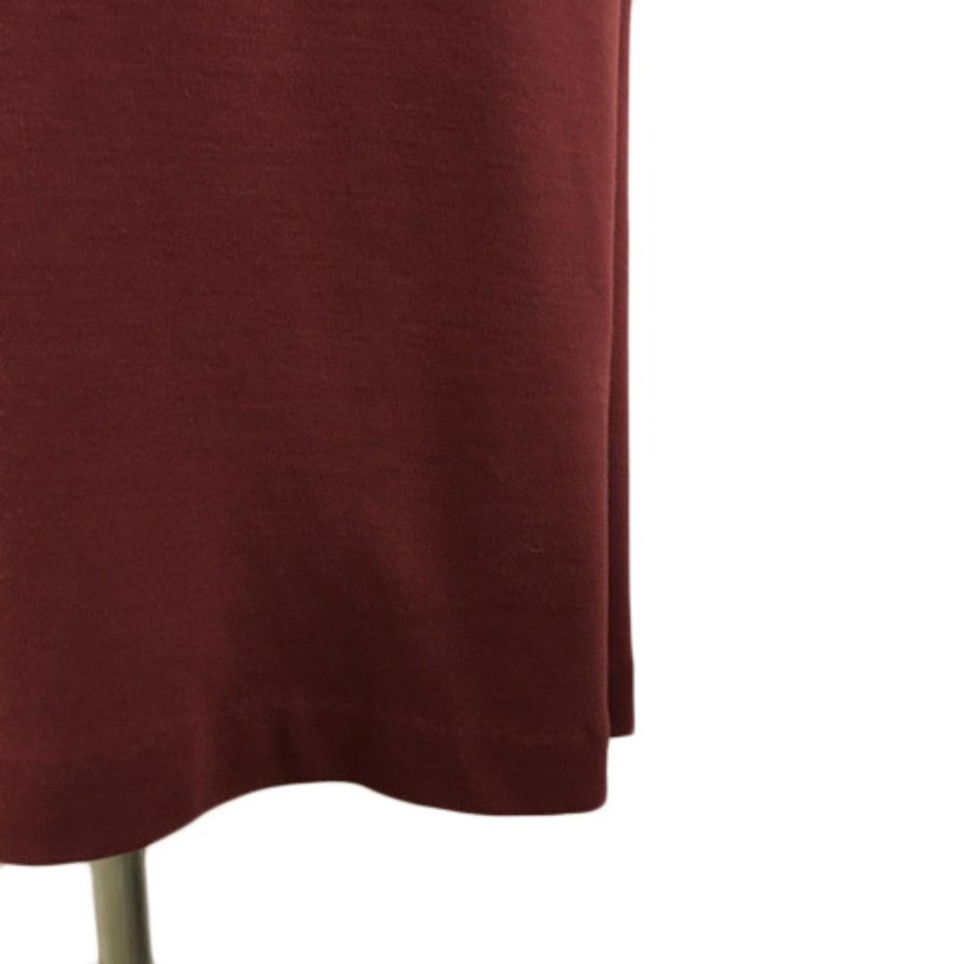 AQUA SCUTUM(アクアスキュータム)のアクアスキュータム スカート フレア 膝丈 ウール 無地 9 赤 ボルドー レディースのスカート(ひざ丈スカート)の商品写真