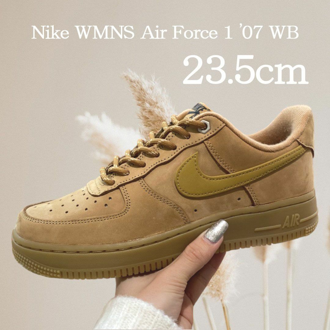 NIKE(ナイキ)の【新品】23.5cm NIKE WMNS エアフォース1 WB ウィート レディースの靴/シューズ(スニーカー)の商品写真