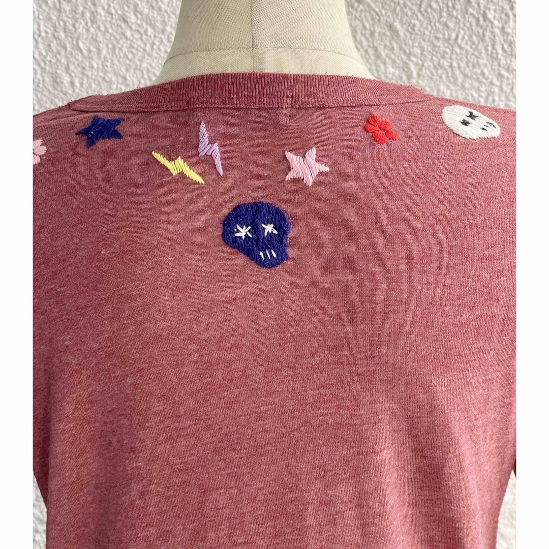 BEAMS BOY(ビームスボーイ)のビームスボーイ BEAMS BOY スカル刺繍のベースボールTシャツ　ピンク レディースのトップス(Tシャツ(長袖/七分))の商品写真