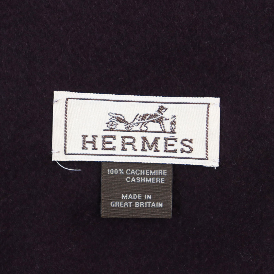 Hermes(エルメス)の未使用品●HERMES エルメス カシミヤ ロゴ入り フリンジ付き マフラー ストール ボルドー 箱付き イギリス製 メンズ 秋冬おすすめ◎ メンズのファッション小物(マフラー)の商品写真