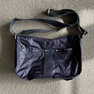 レスポートサック(LeSportsac)のレスポートサック エッセンシャルコレクション ESSENTIAL HOBO(ショルダーバッグ)