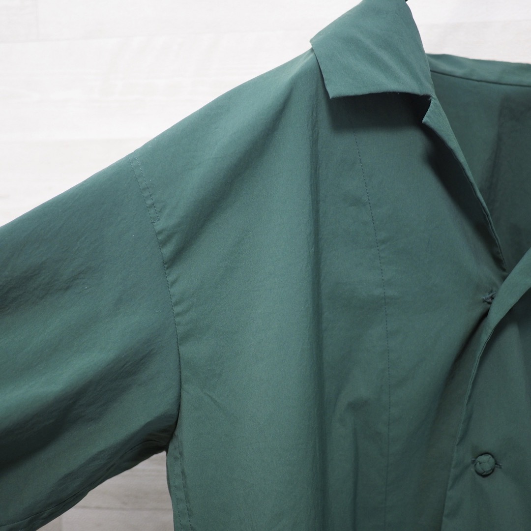 ISSEY MIYAKE(イッセイミヤケ)の未使用品 HOMME PLISSE 22SS Light Shirt-Grn/2 メンズのトップス(シャツ)の商品写真