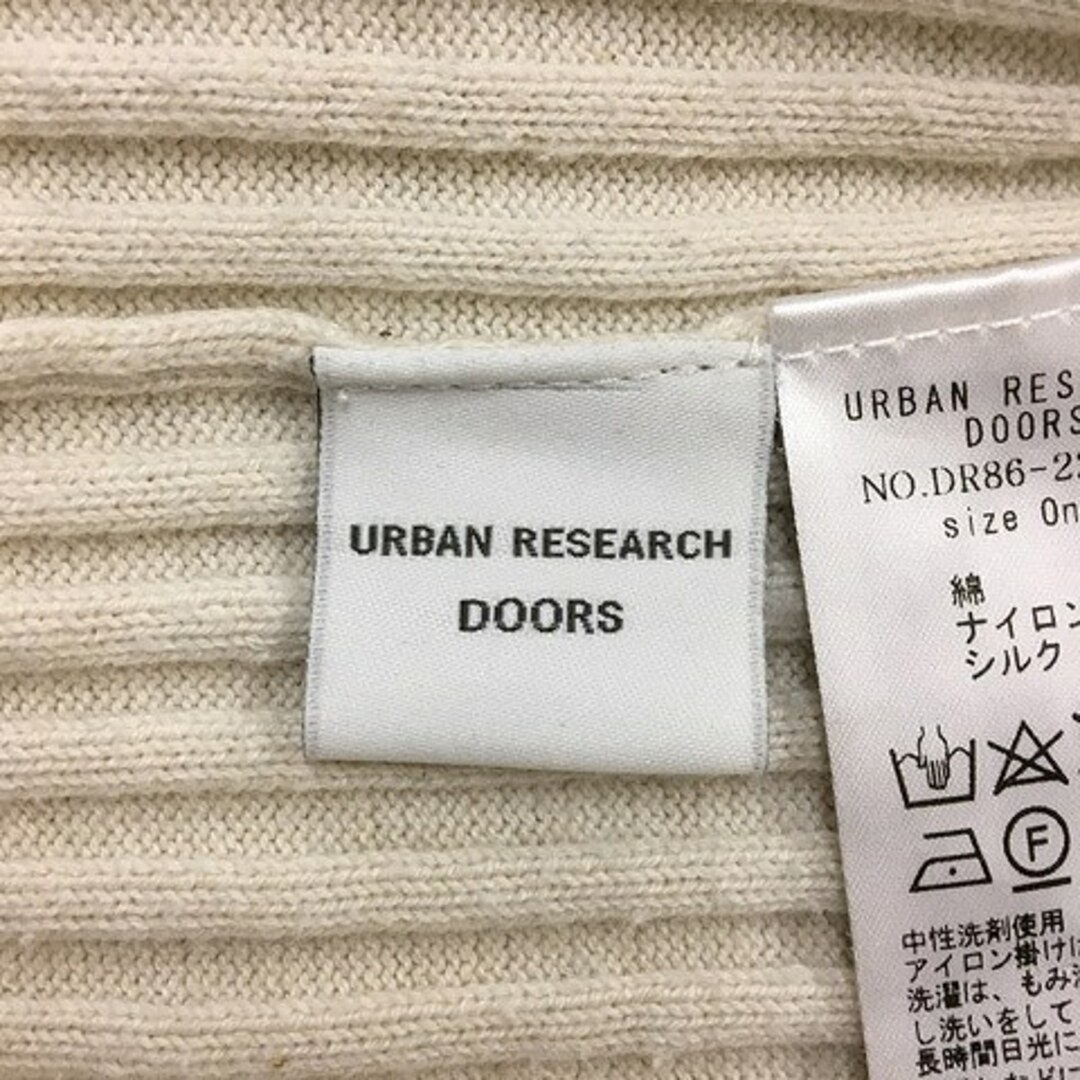 URBAN RESEARCH DOORS(アーバンリサーチドアーズ)のアーバンリサーチ ドアーズ セーター ニット プルオーバー 長袖 One 白 レディースのトップス(ニット/セーター)の商品写真