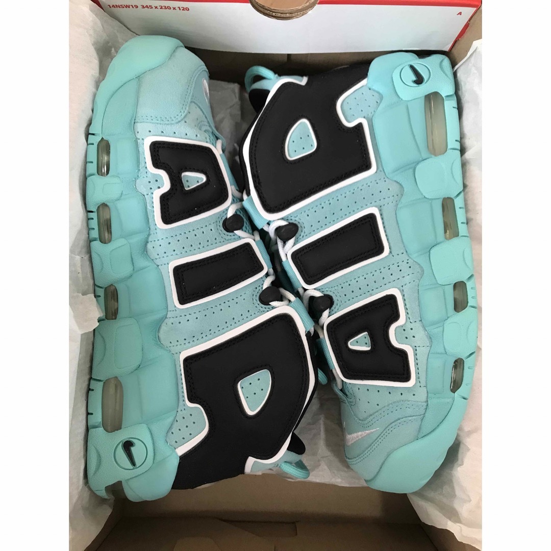 NIKE(ナイキ)のNIKE スニーカー 28cm air more uptempo 96 qs水色 メンズの靴/シューズ(スニーカー)の商品写真