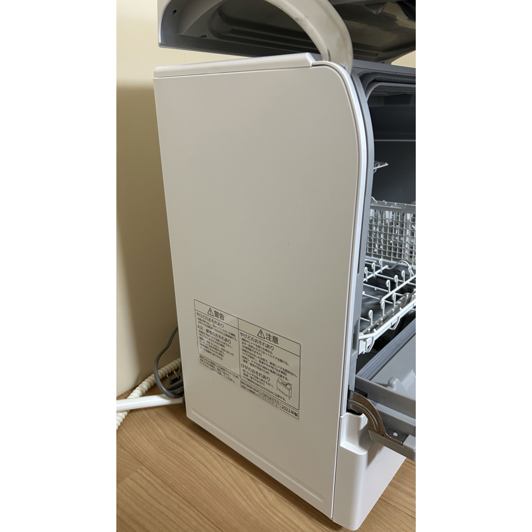 Panasonic(パナソニック)のPanasonic 食器洗い乾燥機 ホワイト NP-TSK1-W スマホ/家電/カメラの生活家電(食器洗い機/乾燥機)の商品写真