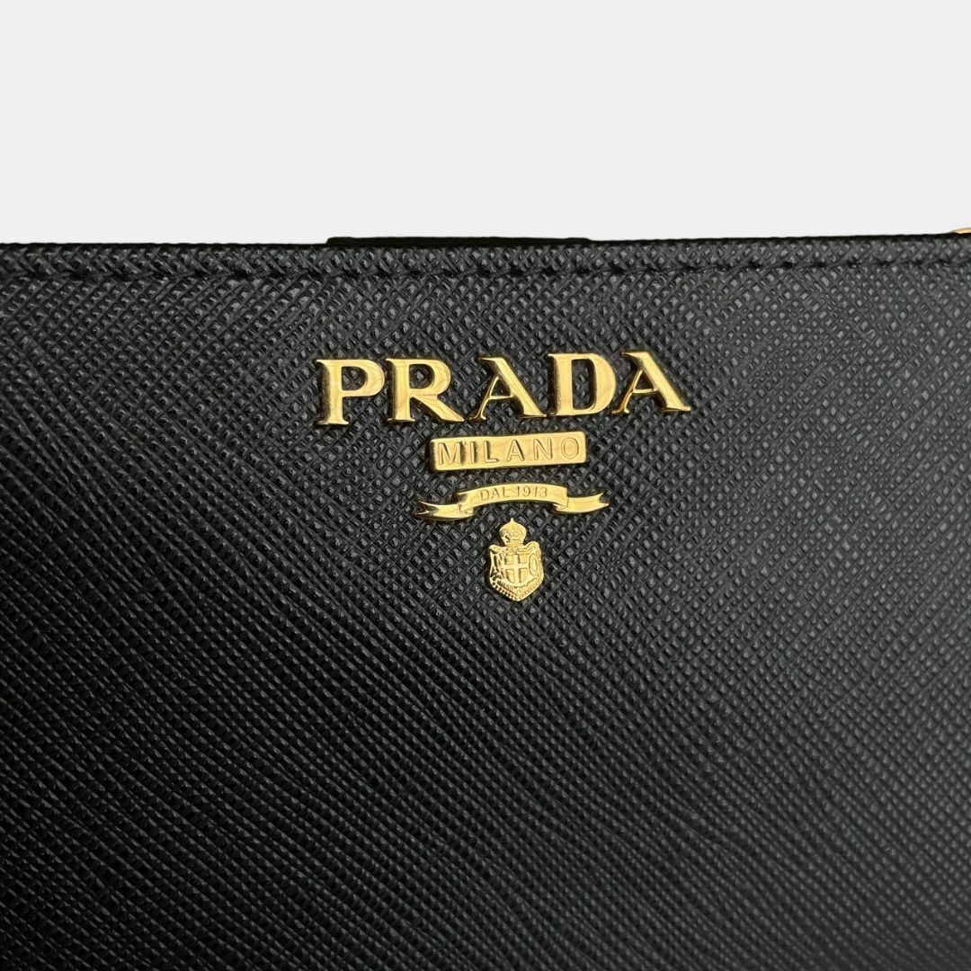 PRADA(プラダ)のプラダ 1ML225 二つ折り 財布 サフィアーノ レザー L字ファスナー 黒 レディースのファッション小物(財布)の商品写真