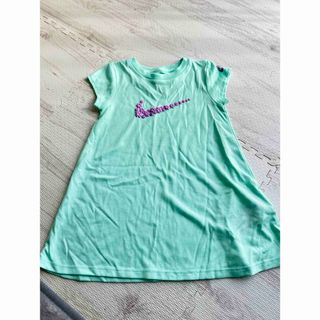 ナイキ(NIKE)のNIKE トップス(Tシャツ/カットソー)