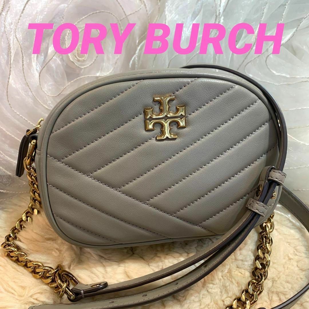 Tory Burch(トリーバーチ)の☆美品☆TORY BURCH キラ カメラバッグ ショルダーバッグ  グレージュ レディースのバッグ(ショルダーバッグ)の商品写真