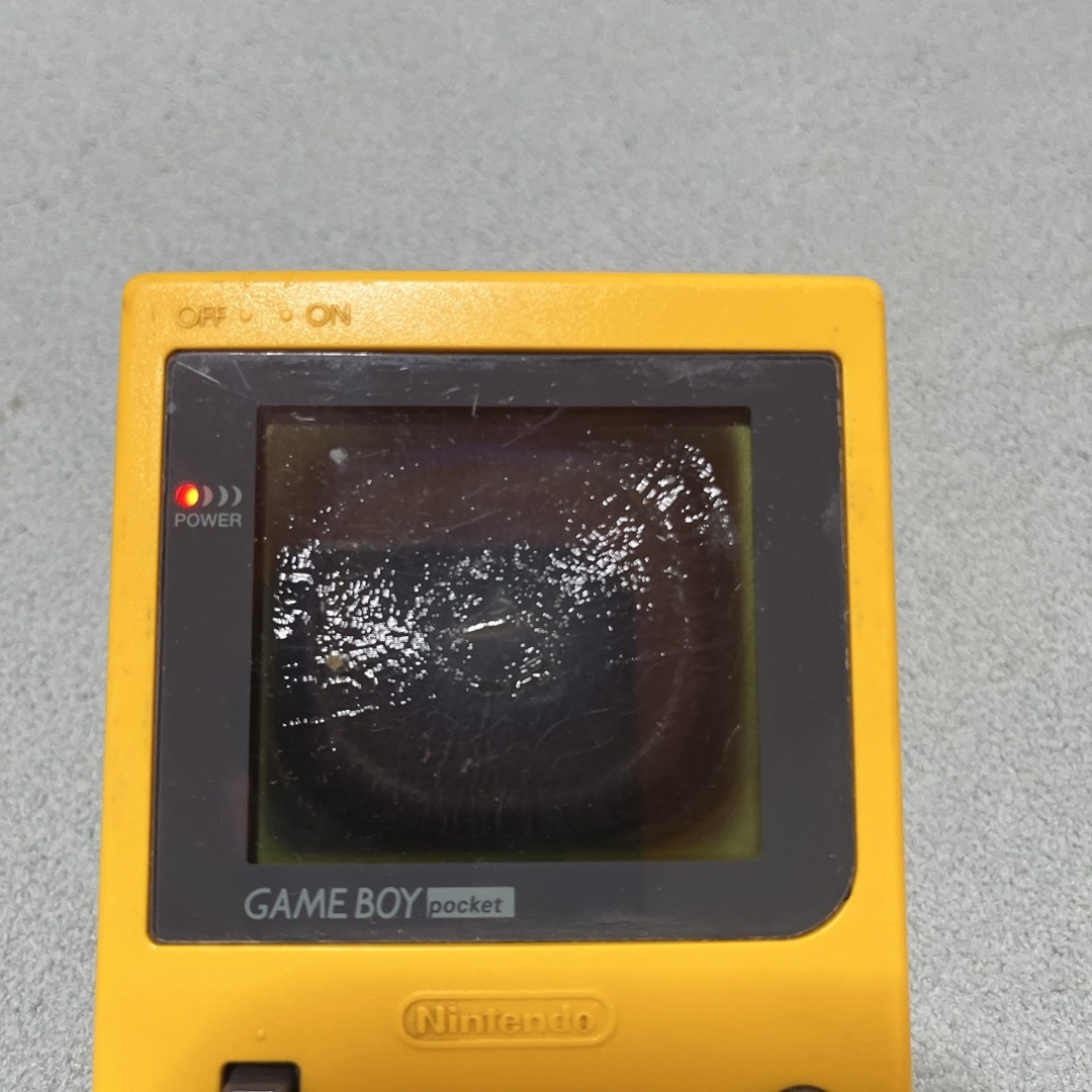 ゲームボーイ(ゲームボーイ)のNintendo GAMEBOY Pocket   オレンジ エンタメ/ホビーのゲームソフト/ゲーム機本体(携帯用ゲーム機本体)の商品写真