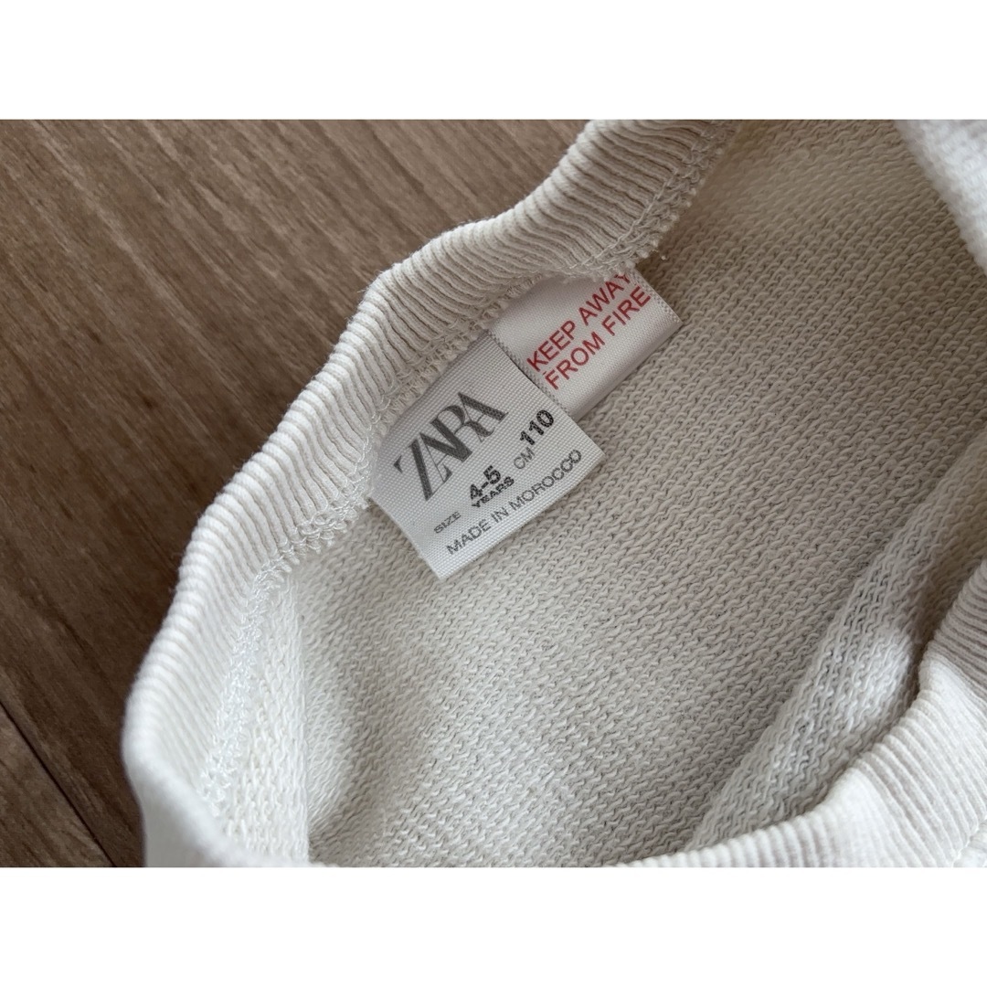 ZARA KIDS(ザラキッズ)のZARA キッズ　110  スウェット トレーナー キッズ/ベビー/マタニティのキッズ服女の子用(90cm~)(Tシャツ/カットソー)の商品写真