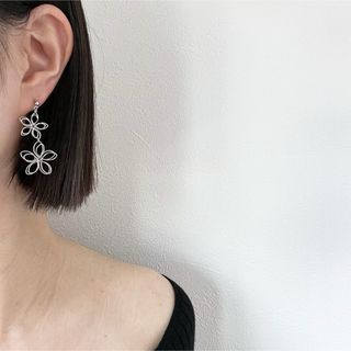 フラワー ワイヤー 花 華やか 韓国女子 ハンドメイド ピアス イヤリング