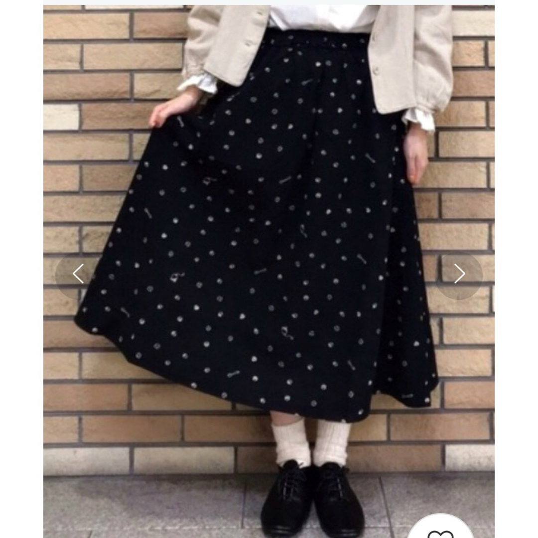 SM2(サマンサモスモス)の新品未使用＊sm2＊角砂糖とスプーンの総刺繍スカート レディースのスカート(ロングスカート)の商品写真