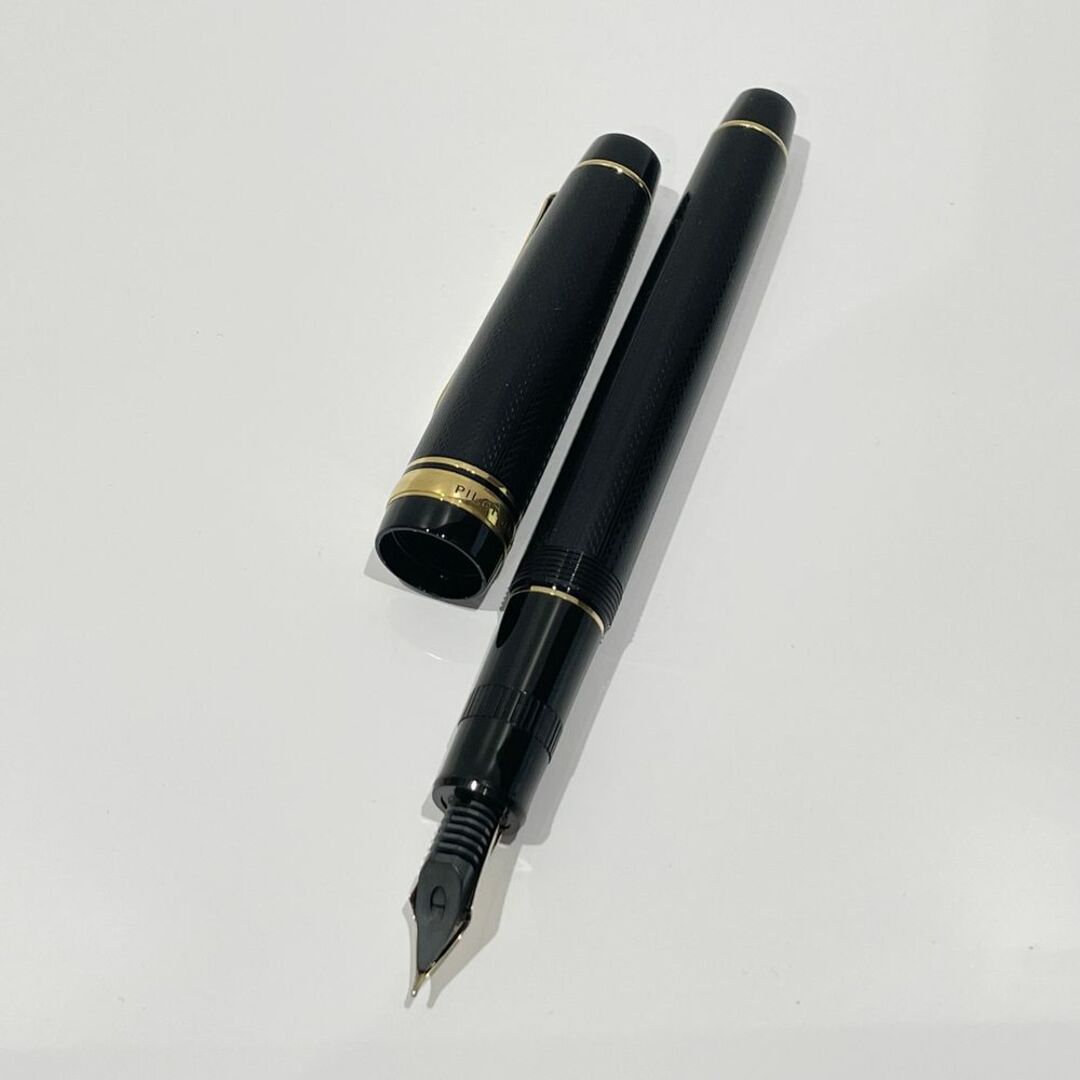 PILOT(パイロット)のPILOT 万年筆 justus ジャスタス95 ネットブラック 字幅：M中細字 ペン先14K 両用式 弾力調整可能 インテリア/住まい/日用品の文房具(その他)の商品写真