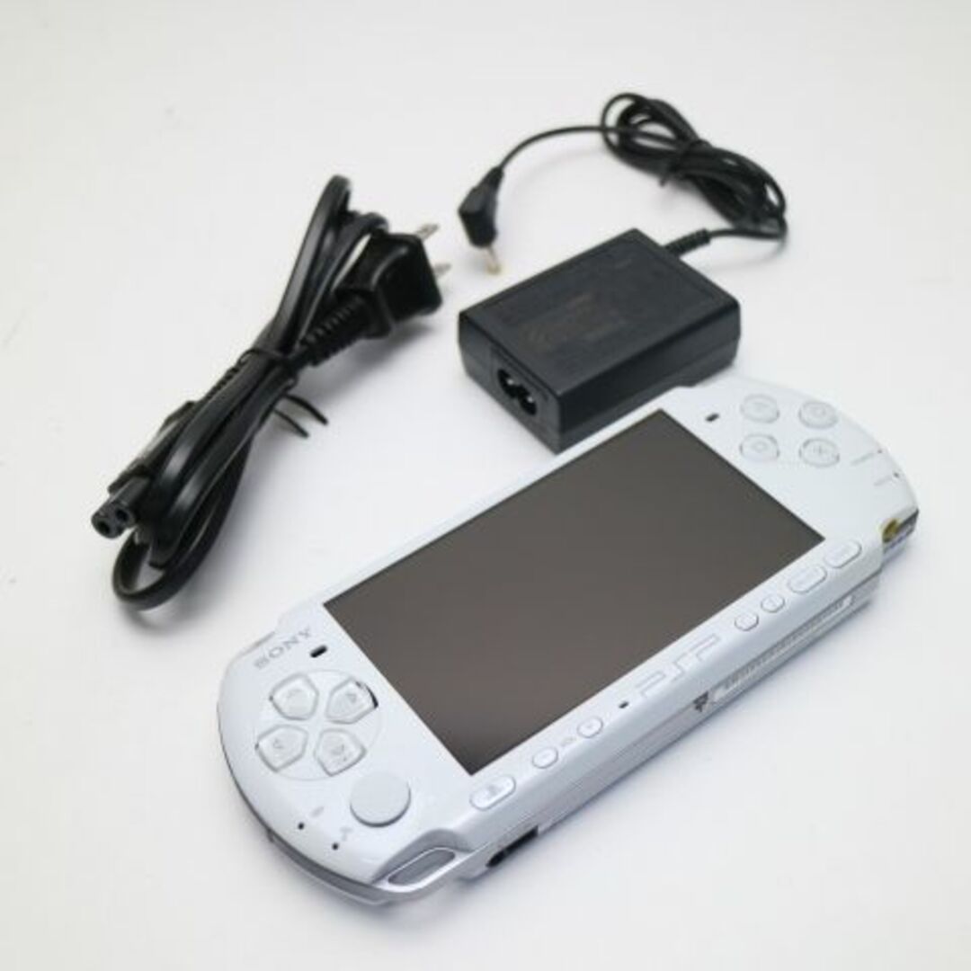 SONY(ソニー)の超美品 PSP-3000 パール・ホワイト  M444 エンタメ/ホビーのゲームソフト/ゲーム機本体(携帯用ゲーム機本体)の商品写真