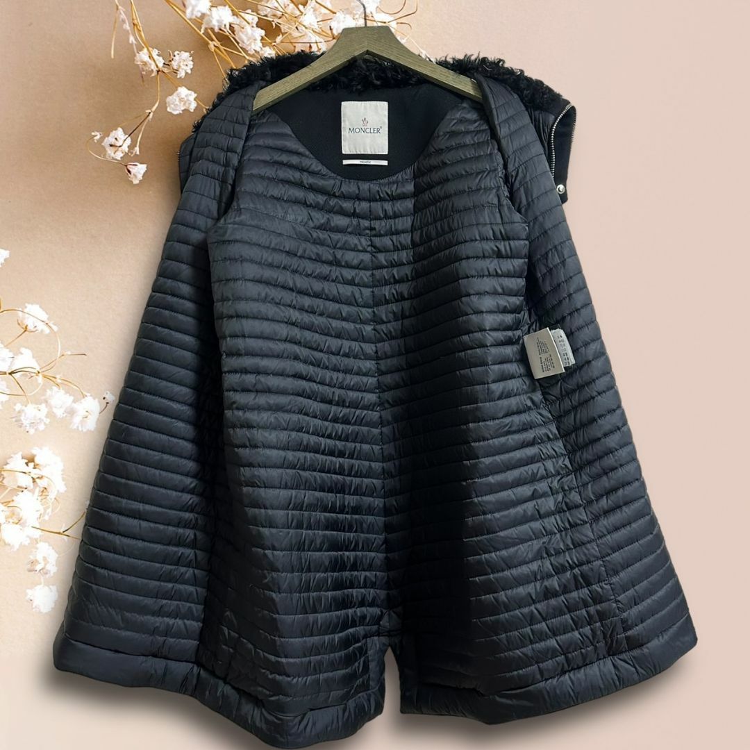 MONCLER(モンクレール)の美品☆超レア☆モンクレール プレミアライン 超高級 ダウンコート MONCLER レディースのジャケット/アウター(ダウンジャケット)の商品写真