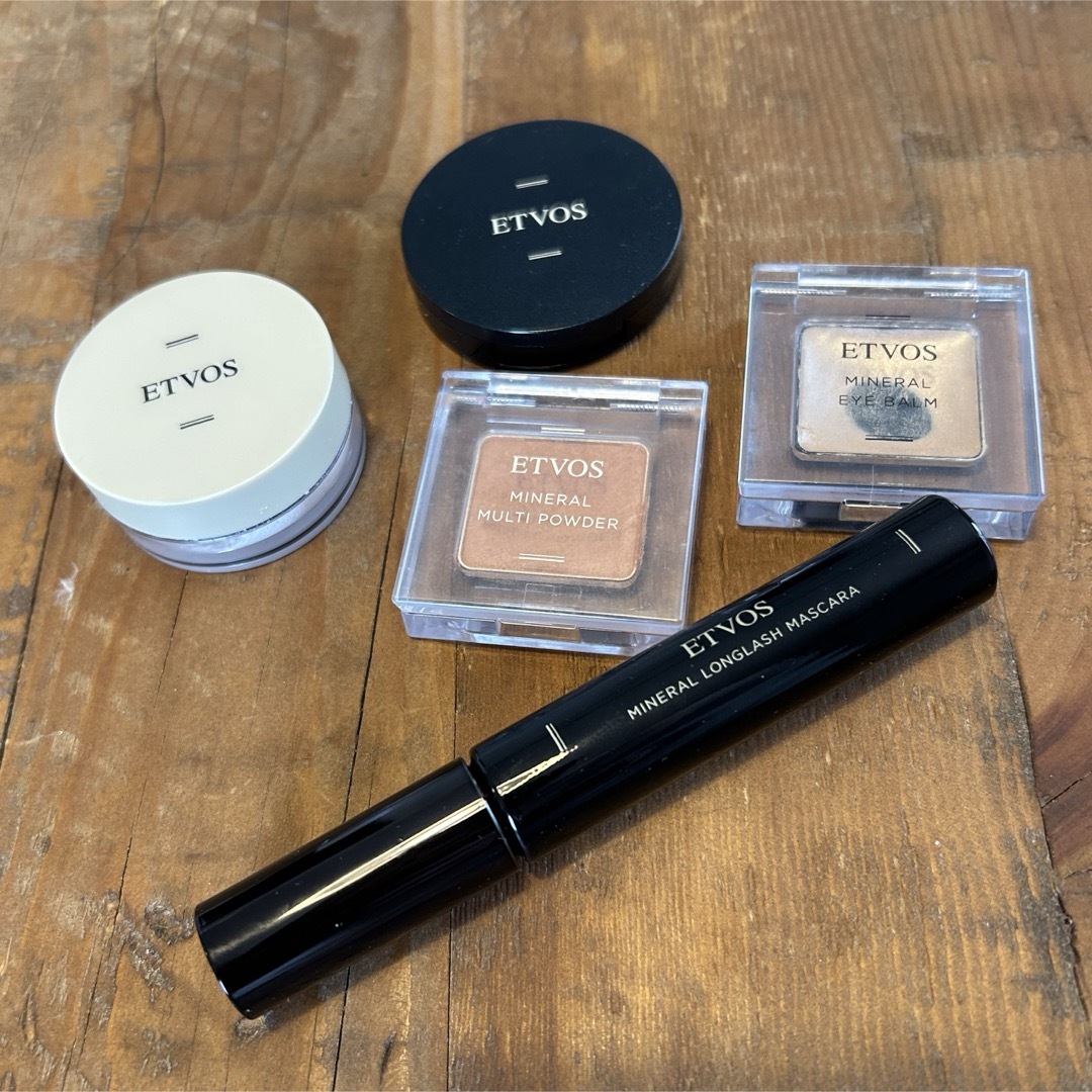 ETVOS(エトヴォス)のETVOS コスメ5点セット コスメ/美容のベースメイク/化粧品(マスカラ)の商品写真
