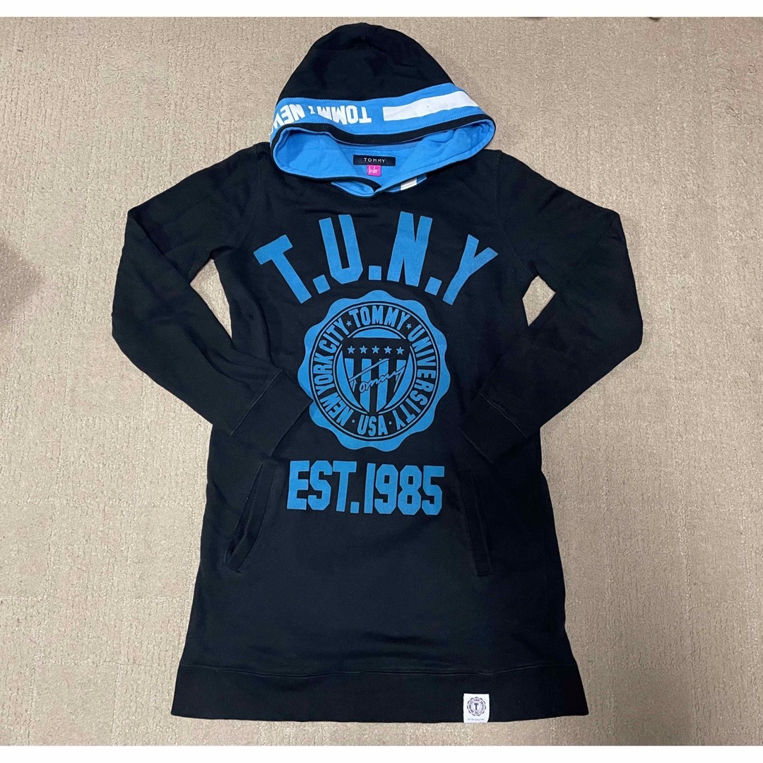 TOMMY(トミー)のTOMMY （トミー）レディース　ロングパーカー レディースのトップス(パーカー)の商品写真