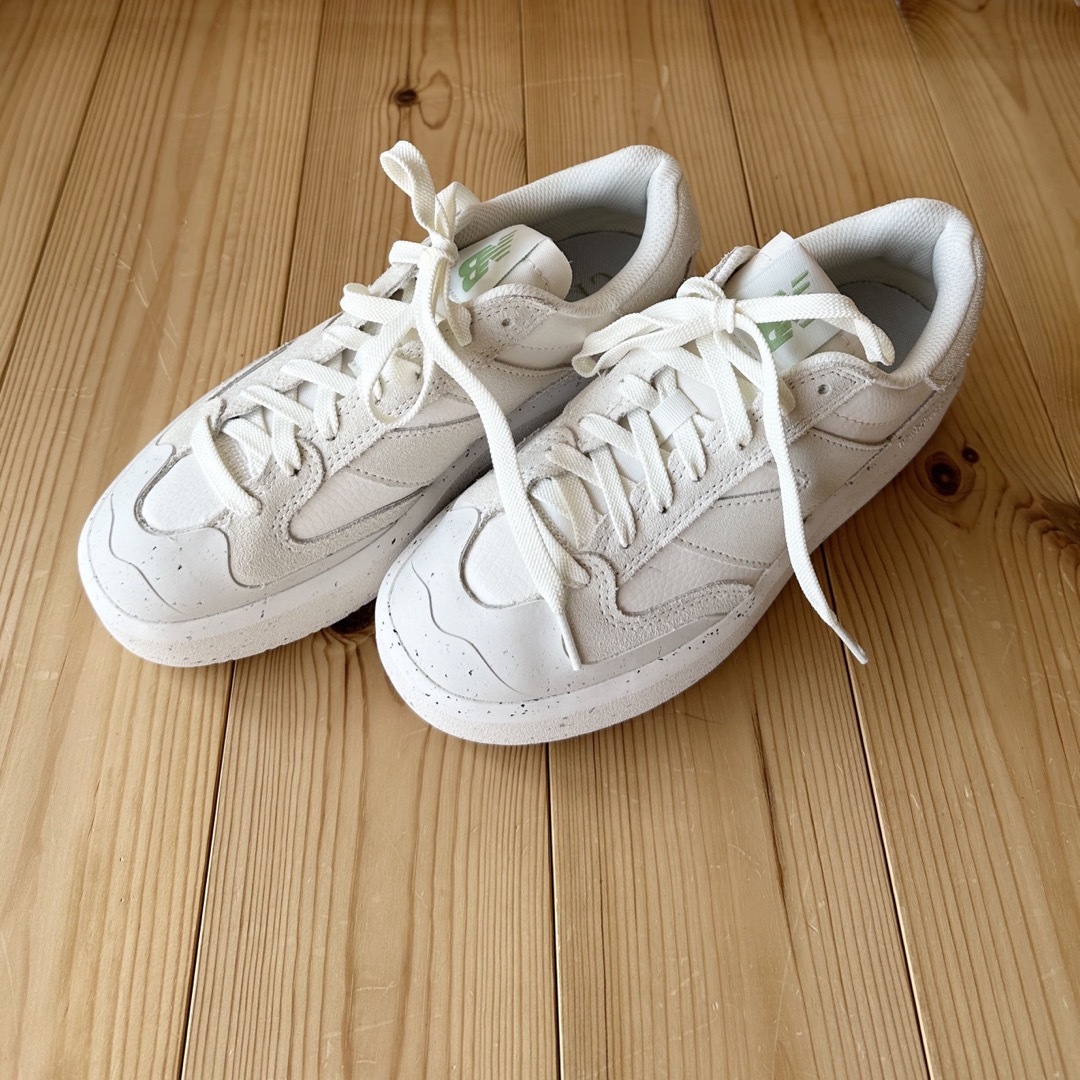 New Balance(ニューバランス)の未使用＊New Balance CT302＊24㎝ レディースの靴/シューズ(スニーカー)の商品写真