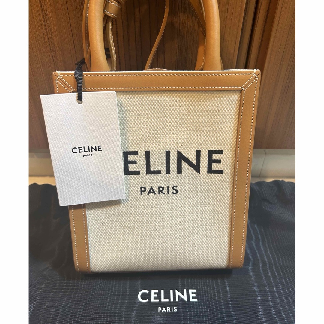 celine(セリーヌ)の未使用セリーヌ　バーティカル レディースのバッグ(ショルダーバッグ)の商品写真