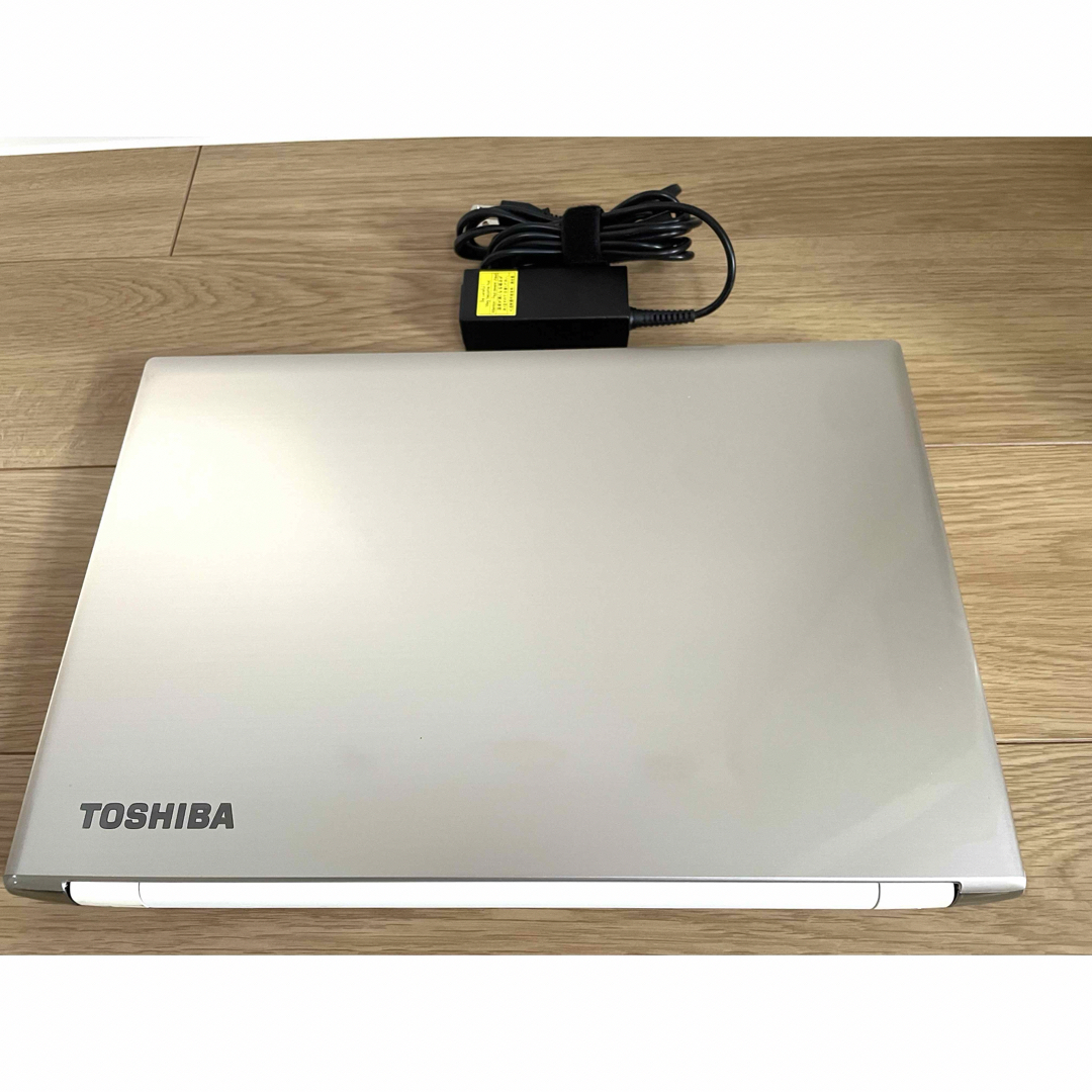 東芝(トウシバ)のTOSHIBA dynabook / Win11  Core i7  512GB スマホ/家電/カメラのPC/タブレット(ノートPC)の商品写真