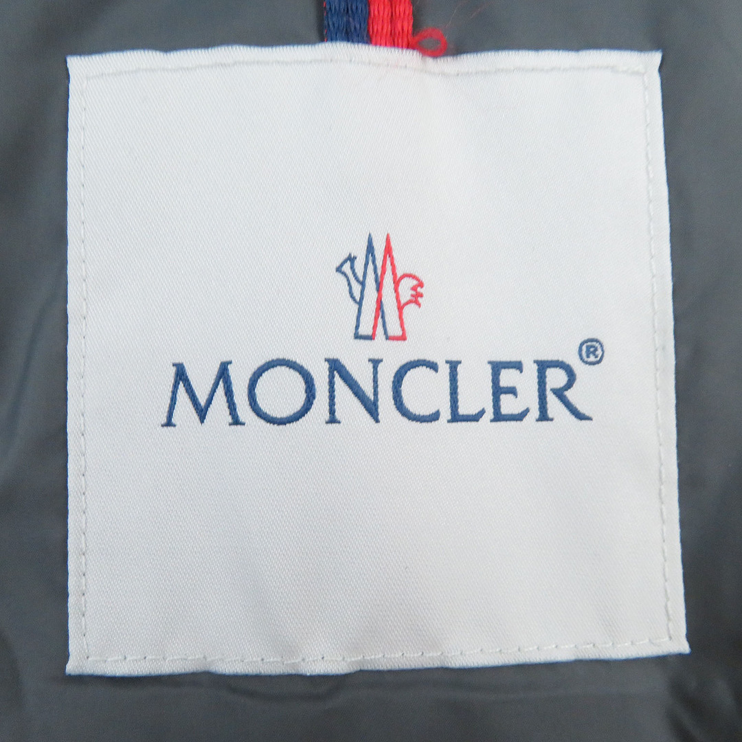 MONCLER(モンクレール)の極美品△MONCLER モンクレール 2021年製 ウール100% MONTGENEVRE モンジュネーヴル ロゴパッチ・フード付き ダウンジャケット グレー 00 イタリア製 正規品 メンズ メンズのジャケット/アウター(ダウンジャケット)の商品写真