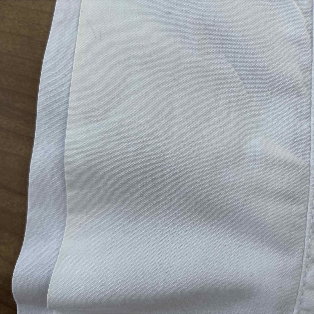 MUJI (無印良品)(ムジルシリョウヒン)の無印　レディースゆったり白ブラウス（M） レディースのトップス(シャツ/ブラウス(半袖/袖なし))の商品写真