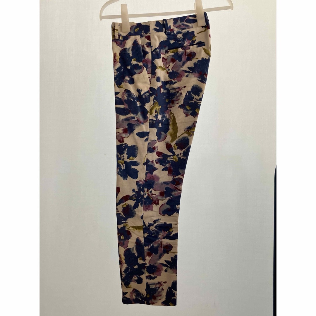 UNITED ARROWS(ユナイテッドアローズ)の数回着用⭐️ ユナイテッドアローズ ⭐️花柄パンツ レディースのパンツ(その他)の商品写真
